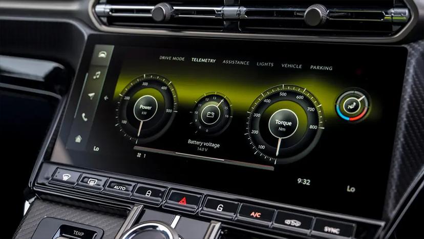 Aston Martin Vantage Interior Image