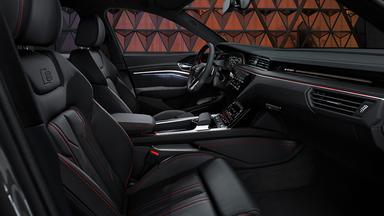 Audi Q8 e-tronInterior image