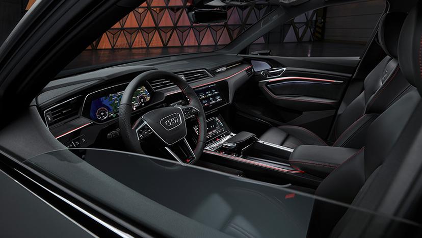 Audi Q8 e-tron Interior Image