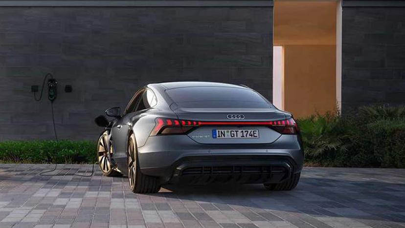 RS e-tron GT Exterior Image