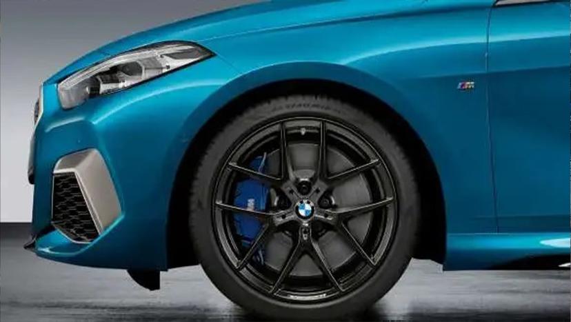 BMW 2 Series Exterior Image