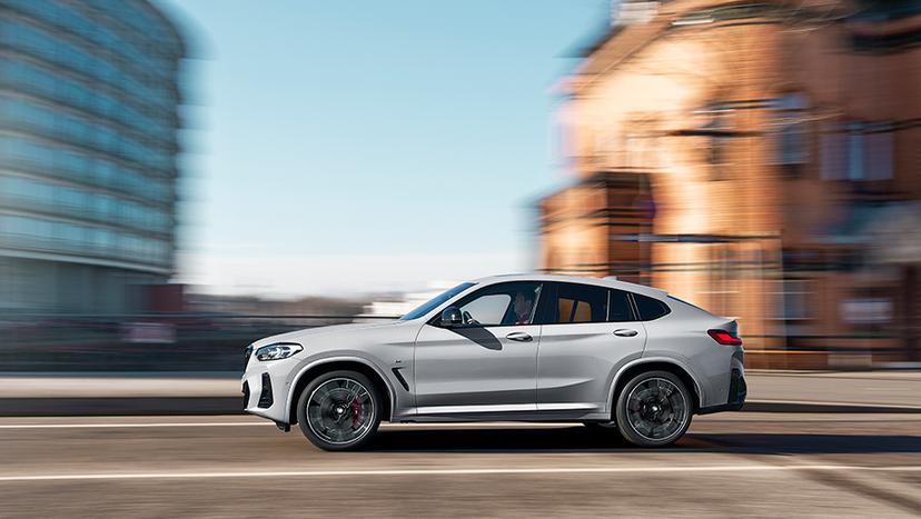 BMW x4 Exterior Image