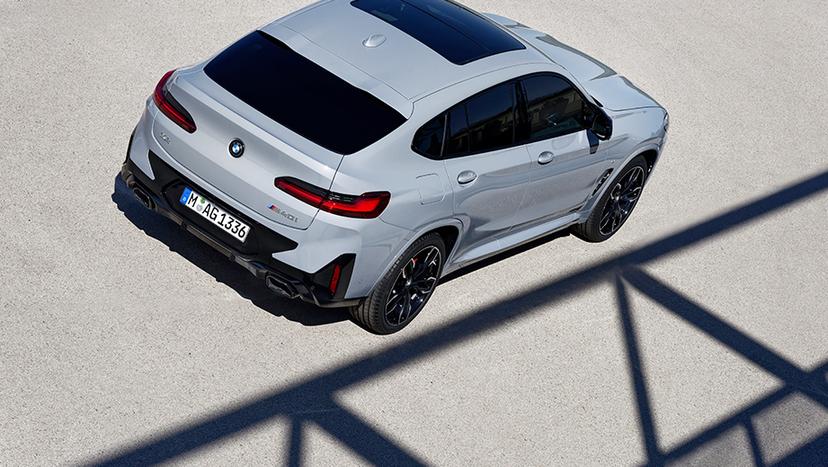 BMW x4 Exterior Image