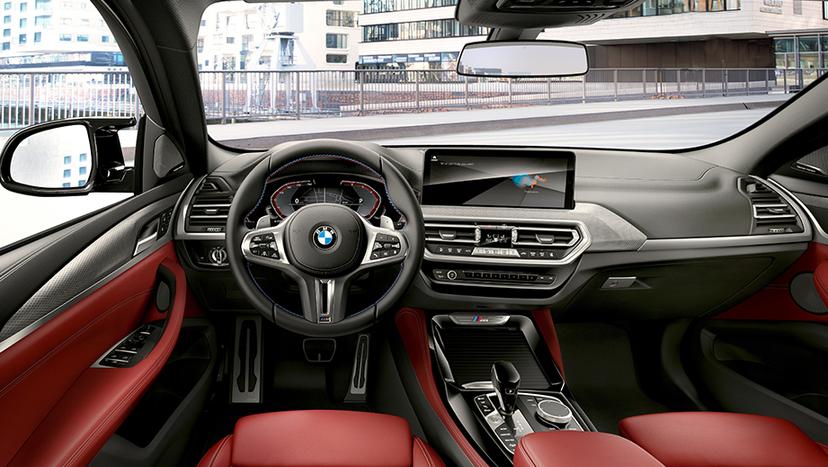 BMW x4 Interior Image