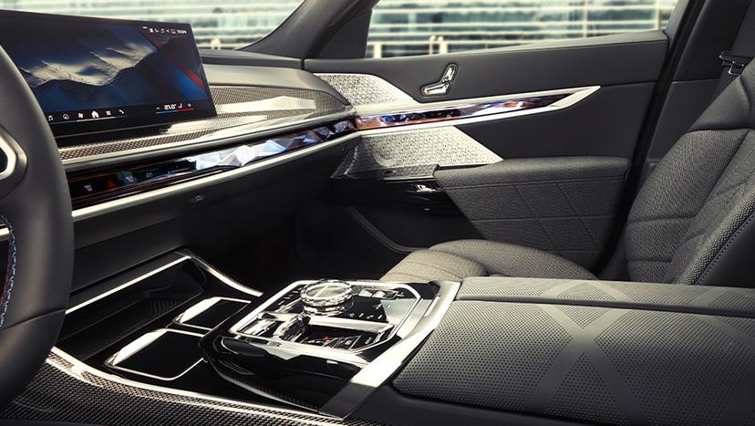 BMW i7 Interior Image