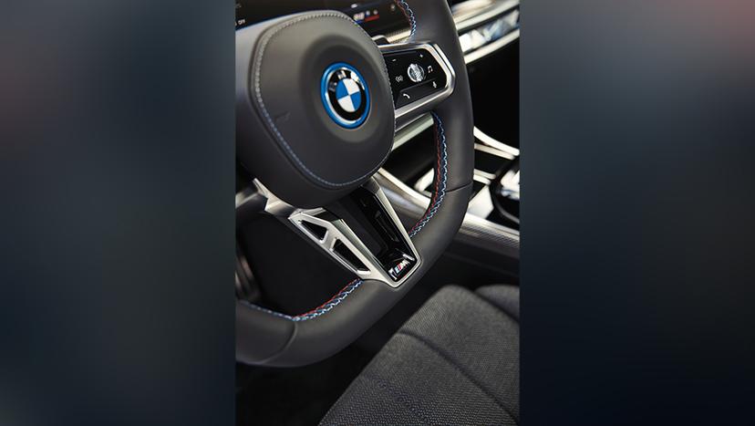 BMW i7 Interior Image