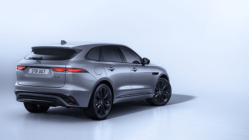 F-Pace Exterior Image