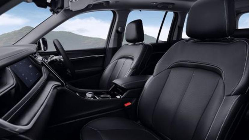 Jeep Grand Cherokee Interior Image