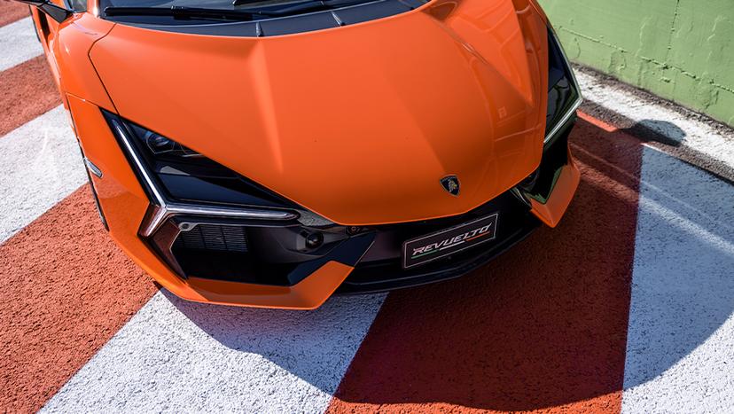 Lamborghini Revuelto Exterior Image