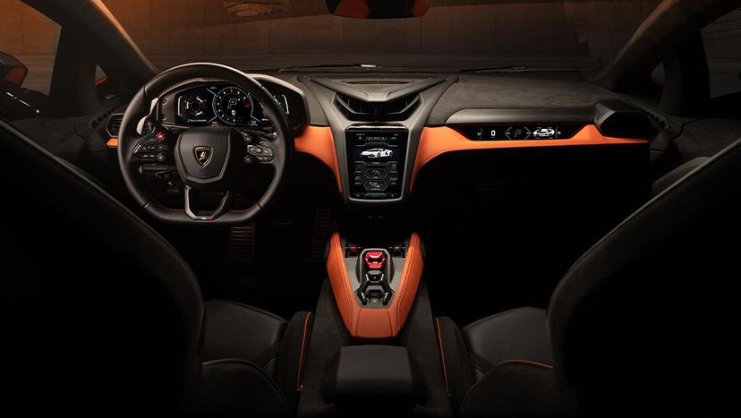 Lamborghini Revuelto Interior Image