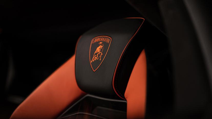 Lamborghini Revuelto Interior Image