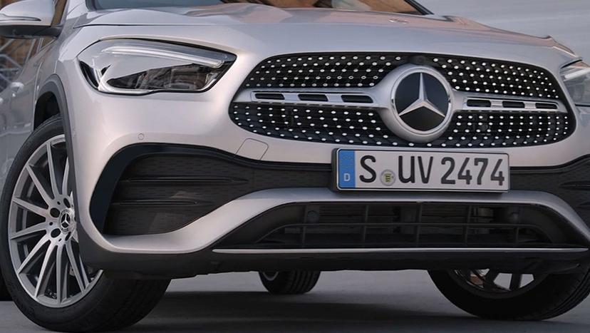 Mercedes-Benz GLA Exterior Image