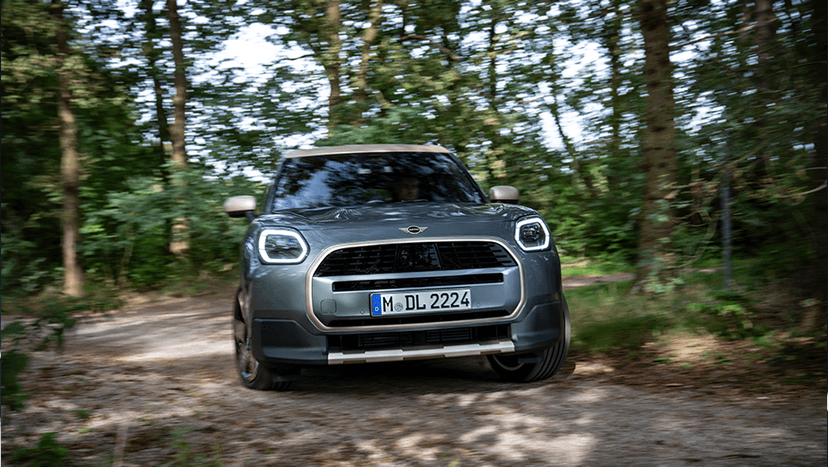 Cooper Countryman EV Exterior Image