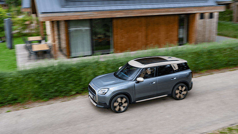 Cooper Countryman EV Exterior Image