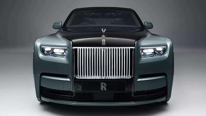 Rolls-Royce Phantom Exterior Image