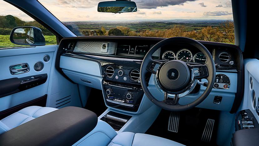 Rolls-Royce Phantom Interior Image