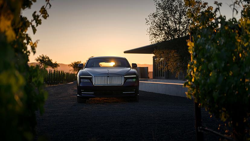 Rolls-Royce Spectre Exterior Image