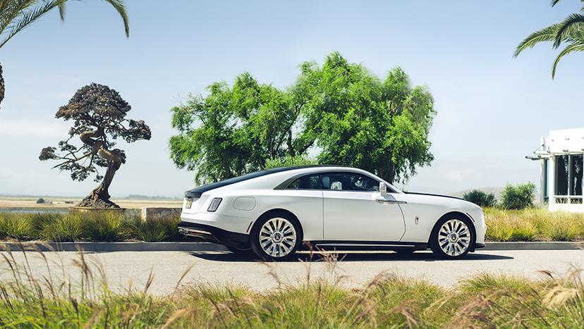 Rolls-Royce Spectre Exterior Image