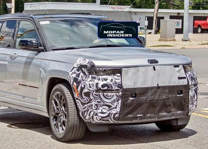 Upcoming Jeep Grand Cherokee SUV Facelift Spied Testing – Launch Next Year