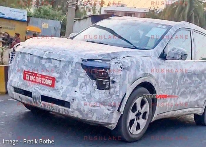 Mahindra XUV700 Electric Spied Closely; Launch By Diwali?