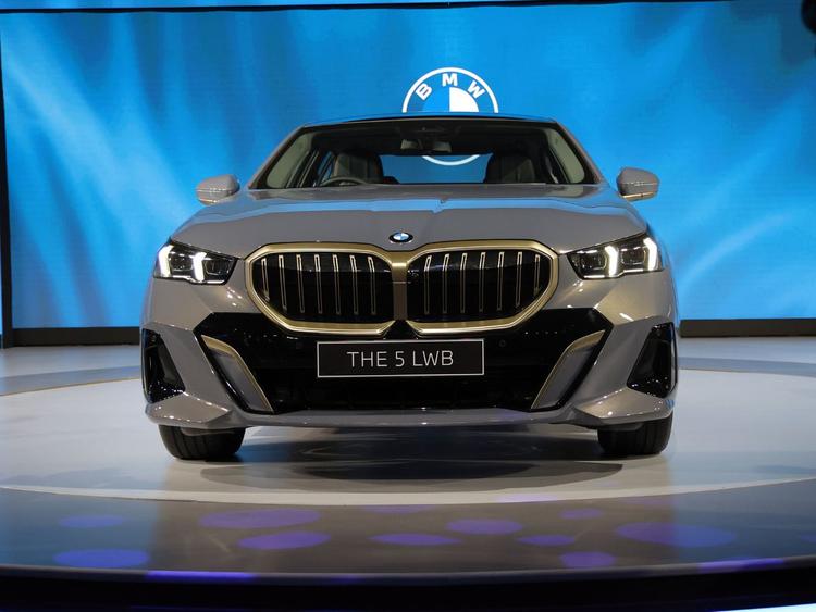 2024 New BMW 5 Series 