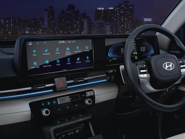 Hyundai wireless Android Auto and Apple CarPlay infotainment system